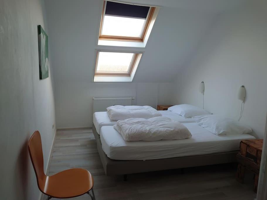De Oostkamer; Eiland Appartement Naast Natuurgebied Boschplaat Oosterend  Exterior foto